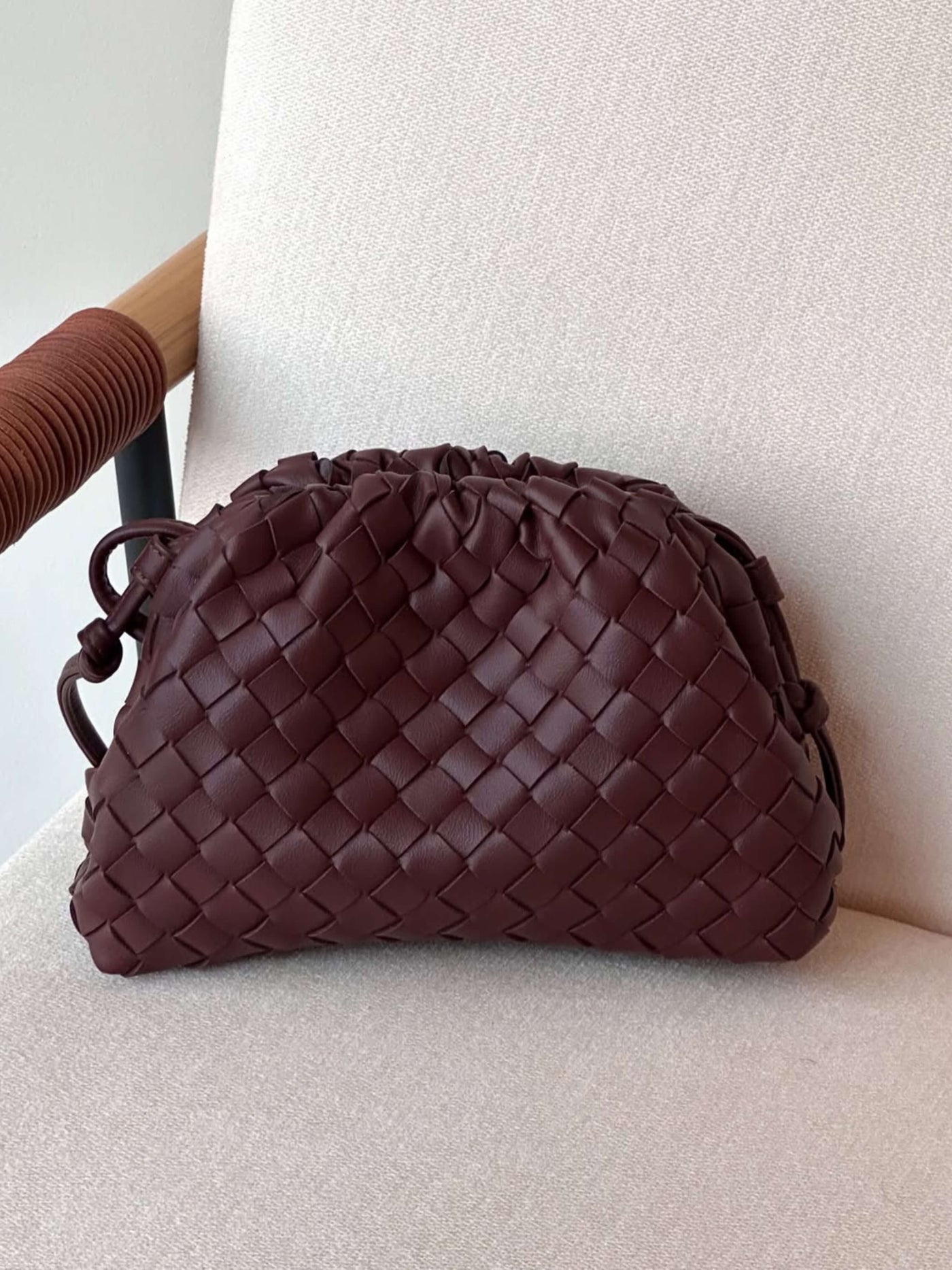 Heleina – Elegantní prošívaná kabelka