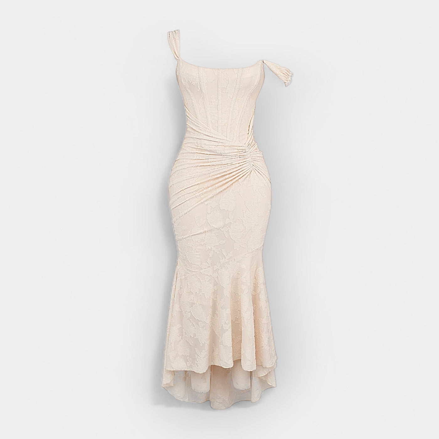 Tamáo – Dlouhé krajkové šaty