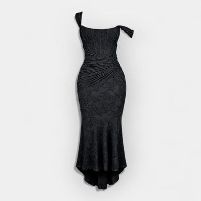 Tamáo – Dlouhé krajkové šaty