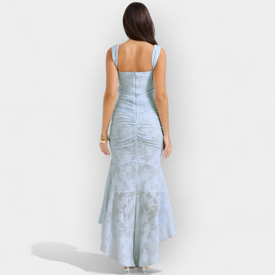 Tamáo – Dlouhé krajkové šaty